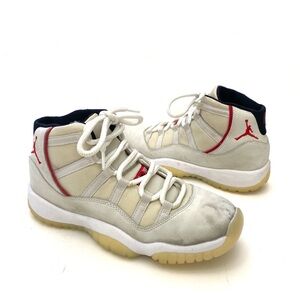 Nike Jordan 11 Retro Platinum Tint Mid Sneaker 378038-016